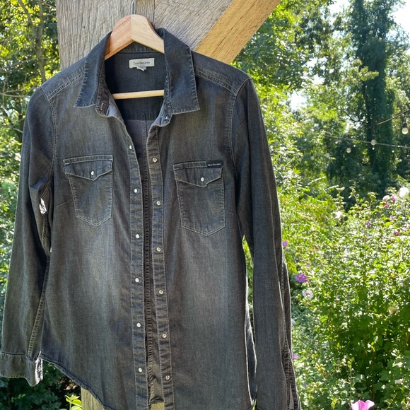 Calvin Klein Black Chambray Shirt - Picture 2 of 6